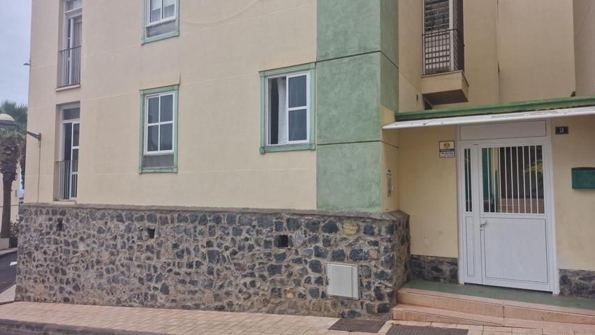 Descubre tu Paraíso Familiar: Acogedor Piso en Puerto de la Cruz, a 5 Minutos de la Playa photo 0