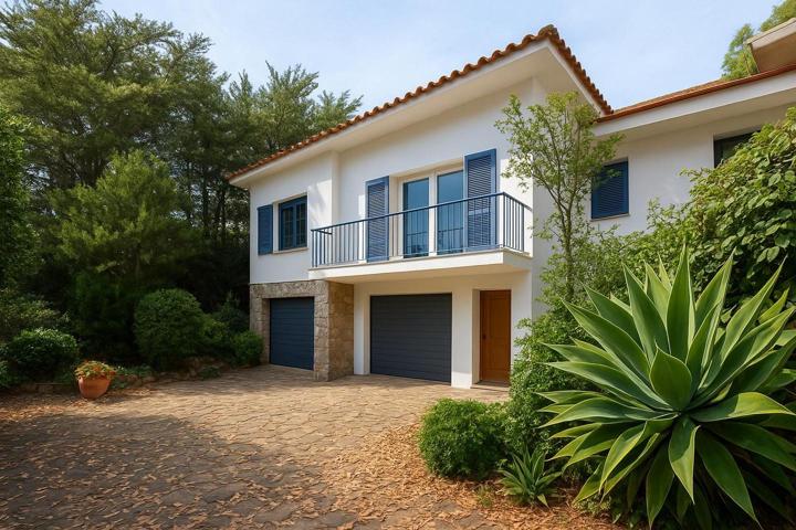 Crea un Refugio Exclusivo: Potencial para construir Nuevas Viviendas en Entorno con Proyecto Único photo 0