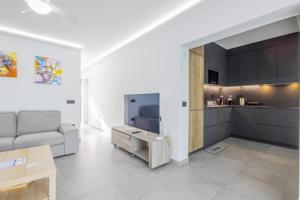 Bungalow Moderno y Acogedor Cerca de la Playa en Adeje: Tu Refugio Familiar Perfecto photo 0