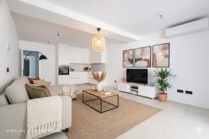 Viva la Elegancia Moderna: Exquisito Piso en el Corazón de Santa Cruz de Tenerife photo 0