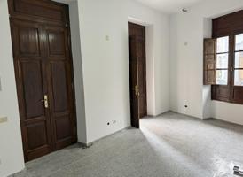 Local comercial en calle Salamanca photo 0