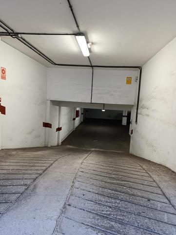 ALQUILER Plaza de garaje en el centro de Santa úrsula photo 0