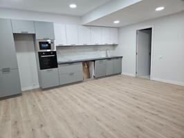 Loft En venta en Calle De Gènova, Horta Guinardó, Barcelona photo 0