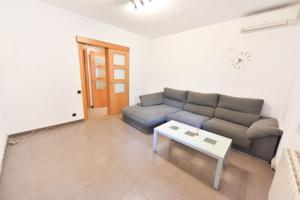 Piso En venta en Cl Industria, Sant Martí, Barcelona photo 0