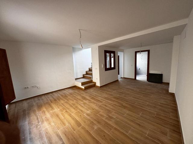 PRECIOSA CASA DE PUEBLO EN BIAR photo 0