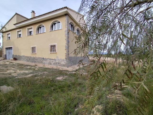 OPORTUNIDAD GRAN CHALET EN CASTALLA photo 0