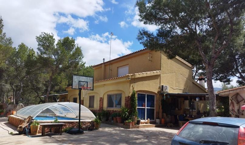 EXCELENTE CHALET TIBI URBANIZACIÓN TEROL photo 0