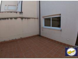 Casa adosada en venta en Yebra photo 0