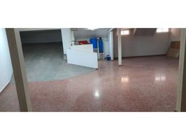 Estupenda casa en venta, con local a pié de calle y sóltano, mejor verlo photo 0