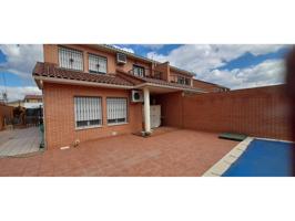 ¡Casa en venta en San Martín de la Vega! photo 0