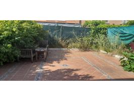 Chalet en venta junto a Pasillo Verde photo 0