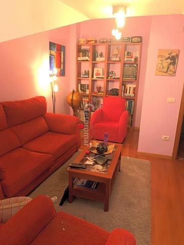 Ático en venta en A Pobra de Trives de 124 m2 photo 0