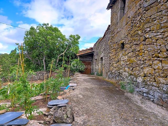 Casa Rústica en venta en A Teixeira de 166 m2 photo 0