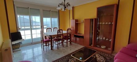 PISO EN CASTRO CALDELAS photo 0