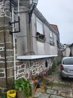 Casa De Pueblo en venta en Castro Caldelas de 94 m2 photo 0