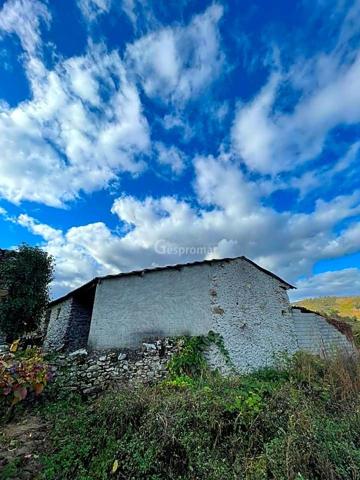 Finca Rústica en venta en Castro Caldelas de 109 m2 photo 0