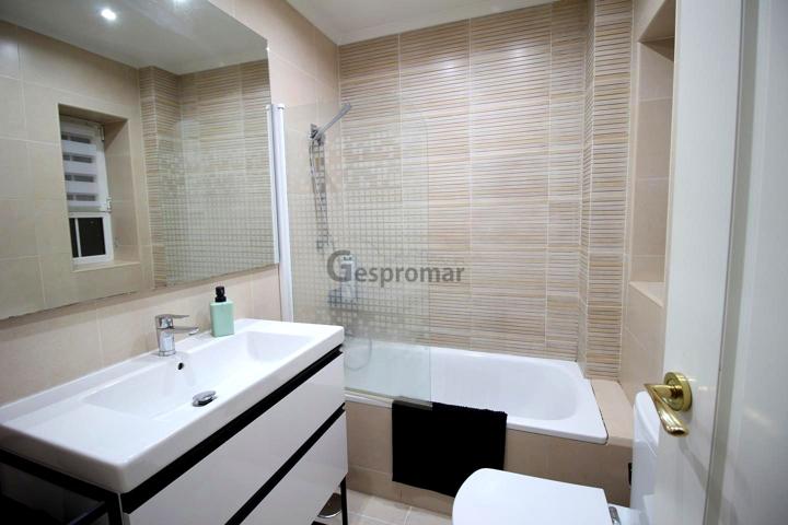 Habitación en alquiler en Madrid de 72 m2 photo 0