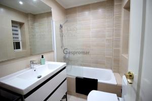 Habitación en alquiler en Madrid de 72 m2 photo 0