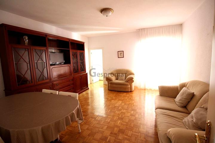 Habitación en alquiler en Madrid de 84 m2 photo 0