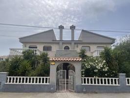 Chalet independiente en miami playa. photo 0