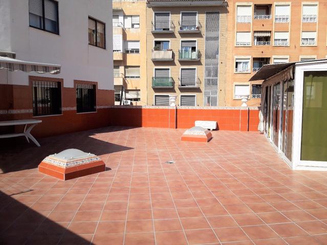 Ático en venta zona Altozano con 113m2 de superficie, 4 dormitorios,2 baños photo 0