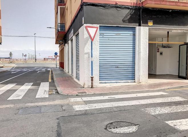 🏢 **Local Versátil con Oportunidades Ilimitadas con 5 escaparates en San Gabriel - Alicante** 🏢 photo 0