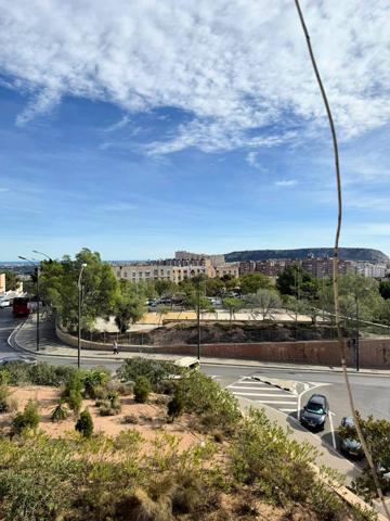 Se vende piso en la zona de la Virgen del Remedio de 69 m2. precio: 55.000€ photo 0