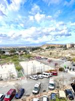 Piso en venta en Virgen del Remedio a reformar. Precio: 49.000€ photo 0