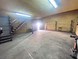 Casa En venta en Calle Mamerto López, Usera, Madrid photo 0