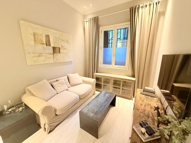 Piso En venta en Cl Fernandez De La Hoz, Chamberí, Madrid photo 0