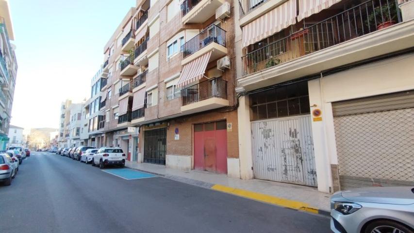 Garaje en Venta en Canals, Valencia photo 0