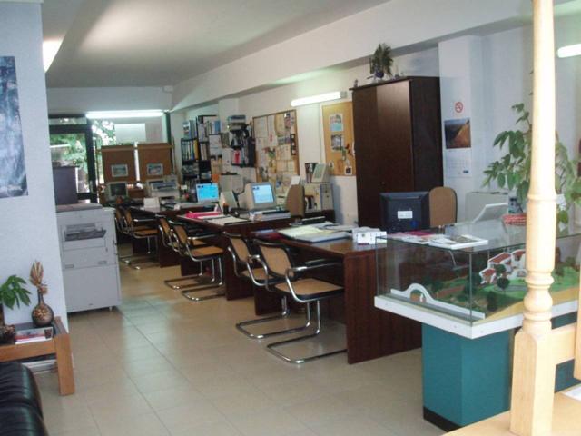 Local comercial en venta photo 0