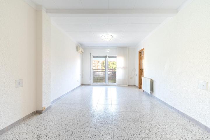 Piso En venta en Concordia, Sabadell photo 0