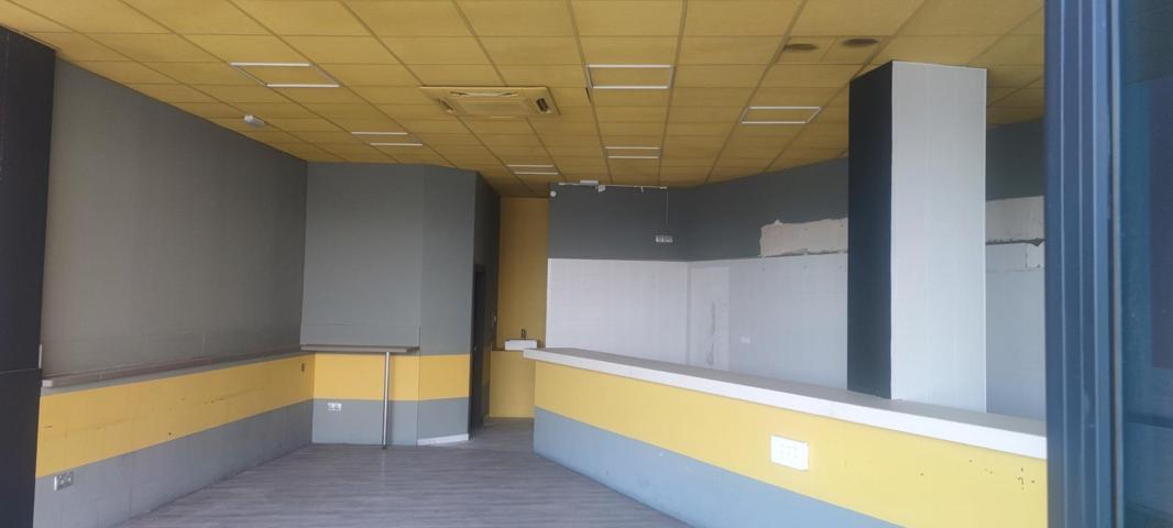 LOCAL DE 90 M AL LADO S-30 Y PROXIMO A CARREFUR photo 0