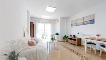 REBAJADO Apartamento junto a la playa del Rincón de la Victoria. photo 0