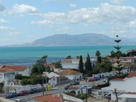 ¡ Magnífico ático reformado , amueblado y con vistas al mar ! photo 0