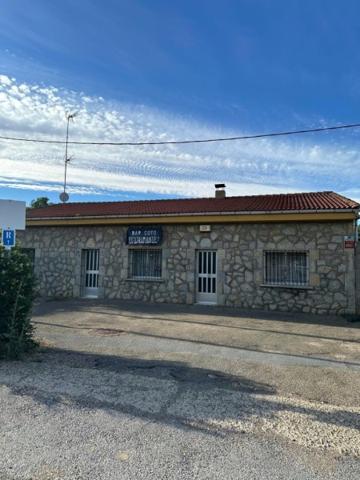 Negocio en Venta en Ferral del Bernesga, León photo 0