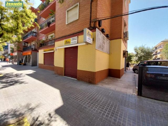 ESTUPENDO LOCAL EN AVENIDA CARLOS  III. photo 0