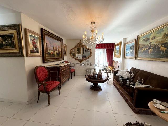 Piso en venta en Madrid de 88 m2 photo 0