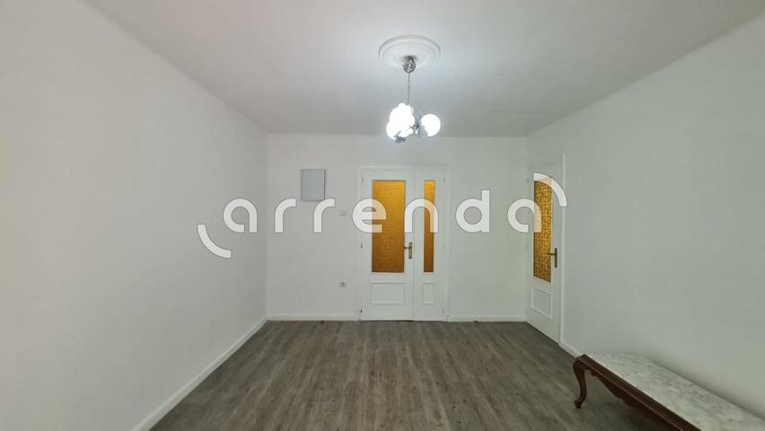 Piso en alquiler en Madrid de 71 m2 photo 0