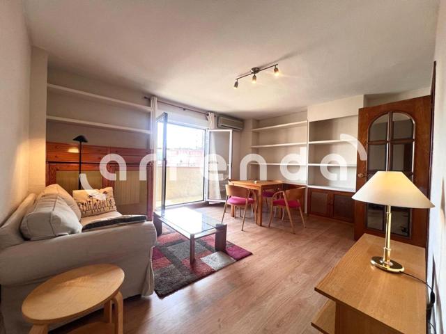 Piso en alquiler en Madrid de 64 m2 photo 0