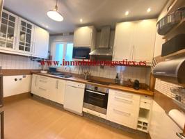 SE VENDE MAGNIFICA VIVIENDA CERCANA AL CENTRO COMERCIAL photo 0