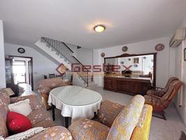 SE VENDE VIVIENDA ACOGEDORA EN DOS PLANTAS EN ZONA SANTIAGO photo 0