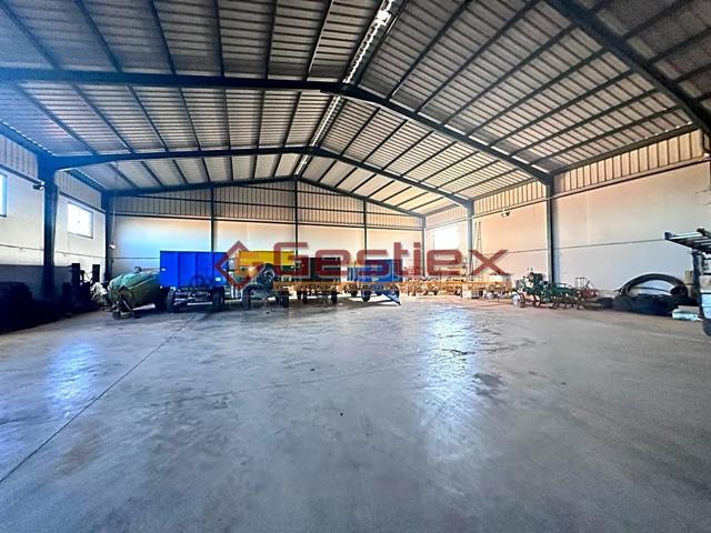 EN VENTA NAVE CON 26000 METROS DE TERRENO photo 0