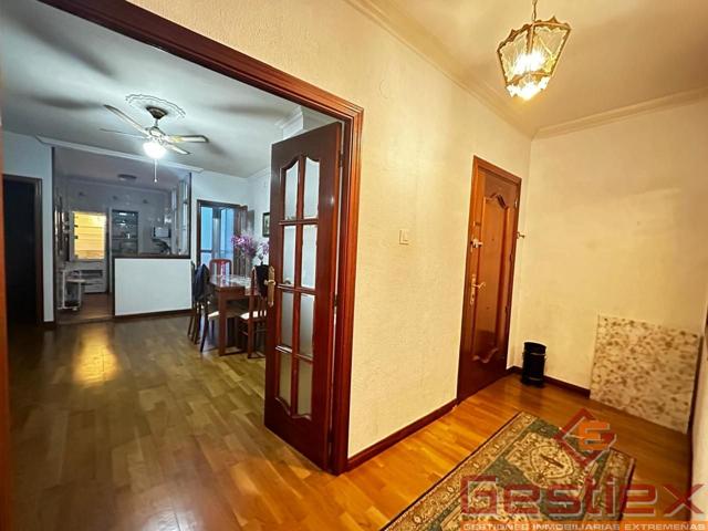 EN VENTA PISO ZONA PLAZA ESPRONCEDA photo 0