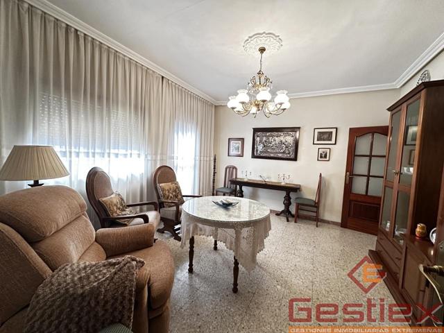 EN VENTA PISO EN EL ESPOLÓN photo 0