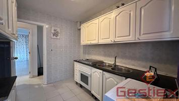 EN VENTA PISO ZONA COLEGIO SAN FRANCISCO photo 0