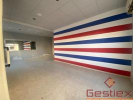 EN VENTA O ALQUILER LOCAL EN CTRA ACEUCHAL photo 0