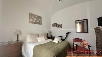 EN VENTA CASA EN BUEN ESTADO EN ZONA CTRA SANTA MARTA photo 0