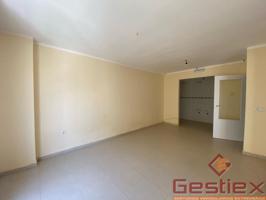 EN VENTA PISO EN ZONA PLAZA DE TOROS photo 0